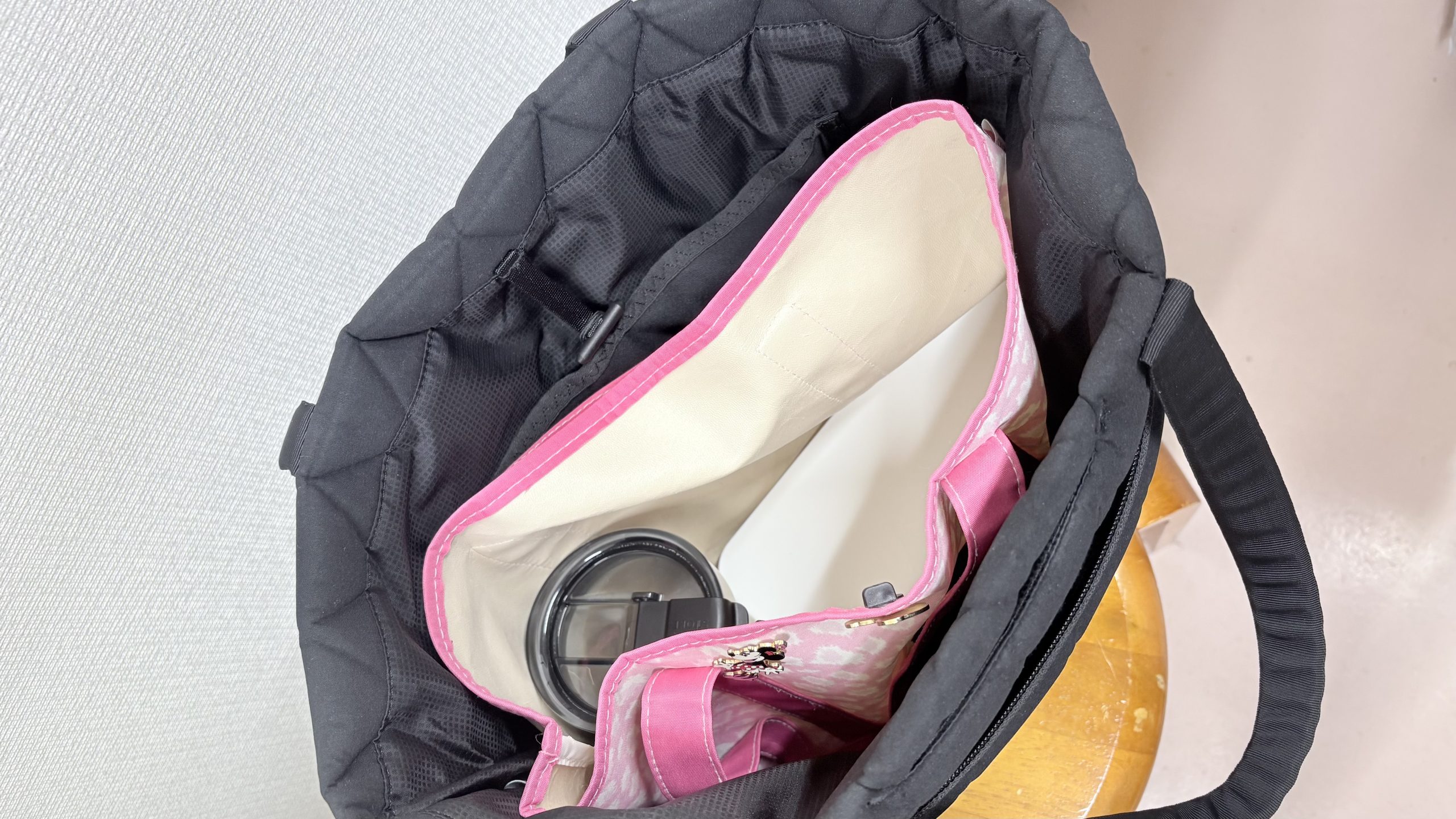 ジオフェイストートにお弁当・タンブラー・iPad・A4ファイルを入れた中身